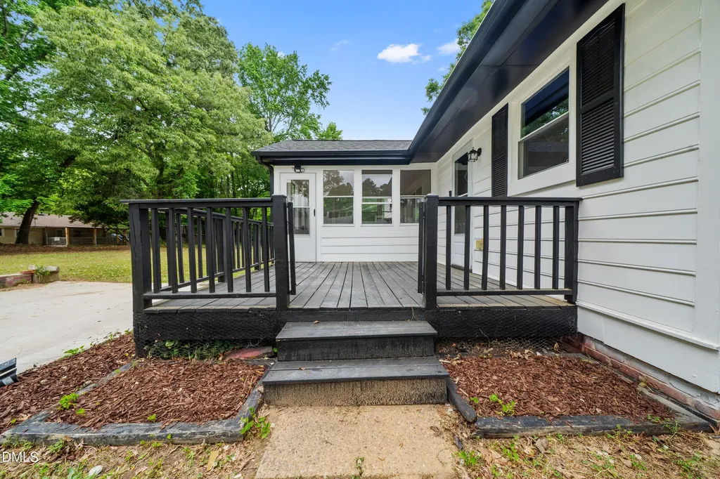 7221 Pilgrim Road Raleigh NC 27616
