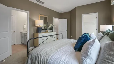 805 Lucky Clover Way Fuquay Varina NC 27526