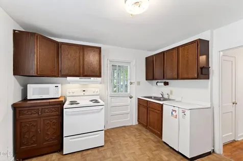 2316 Bedford Avenue Raleigh NC 27607