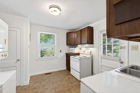 2316 Bedford Avenue Raleigh NC 27607