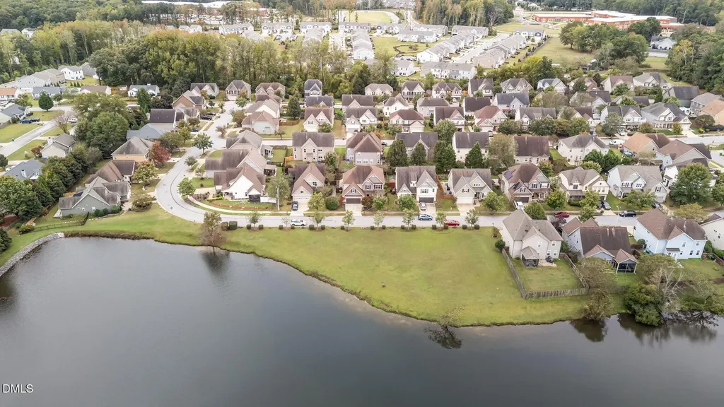 842 New Charleston Drive Fuquay Varina NC 27526