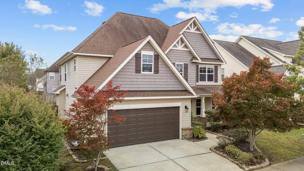 842 New Charleston Drive Fuquay Varina NC 27526