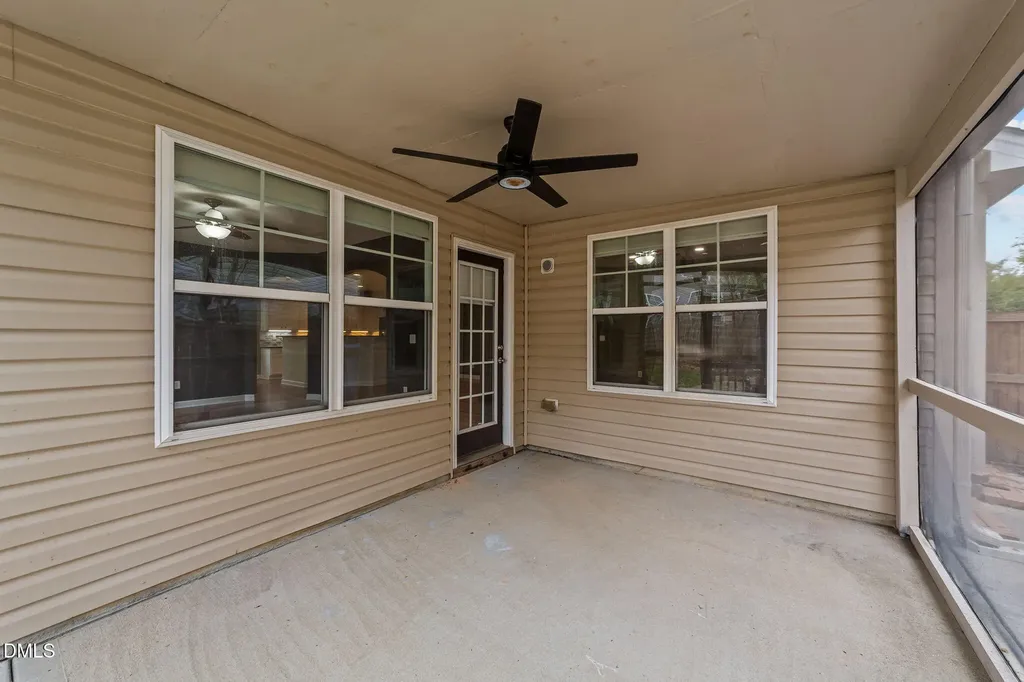 842 New Charleston Drive Fuquay Varina NC 27526