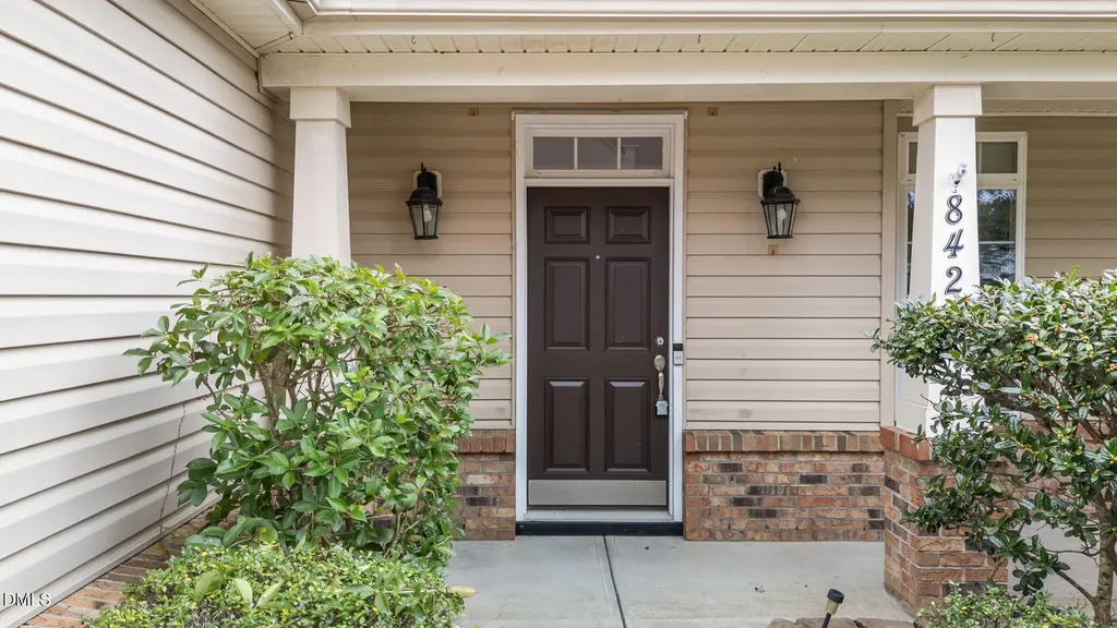 842 New Charleston Drive Fuquay Varina NC 27526