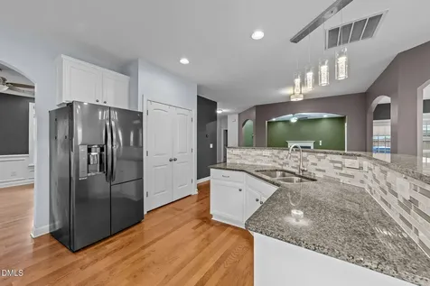 842 New Charleston Drive Fuquay Varina NC 27526