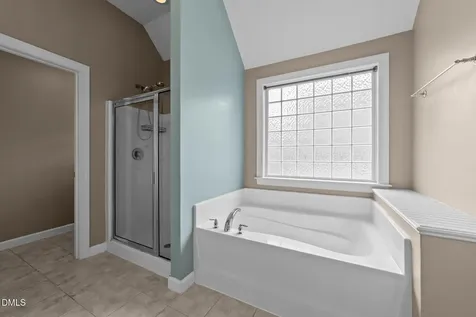 842 New Charleston Drive Fuquay Varina NC 27526