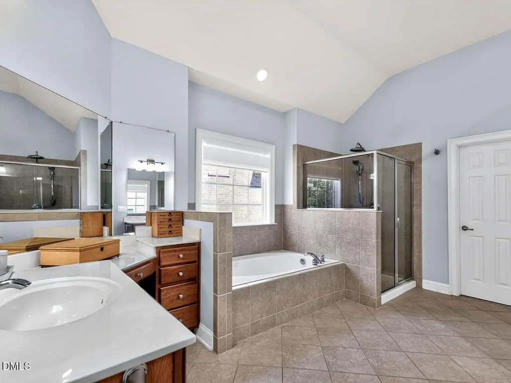 3712 Amberwine Lane Wake Forest NC 27587