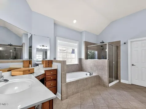 3712 Amberwine Lane Wake Forest NC 27587