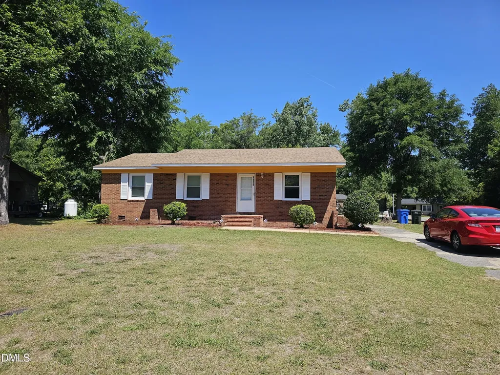 4918 Ellsworth Drive Fayetteville NC 28304