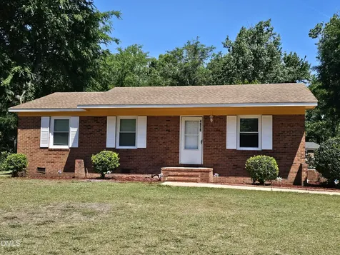 4918 Ellsworth Drive Fayetteville NC 28304