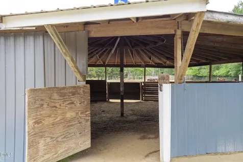 128 Hales Store Road Zebulon NC 27597