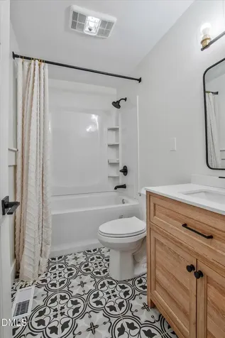 2547 Comanche Trail Hillsborough NC 27278
