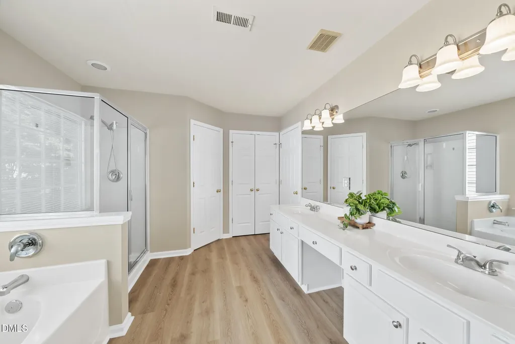 1526 Michelle Drive Raleigh NC 27614
