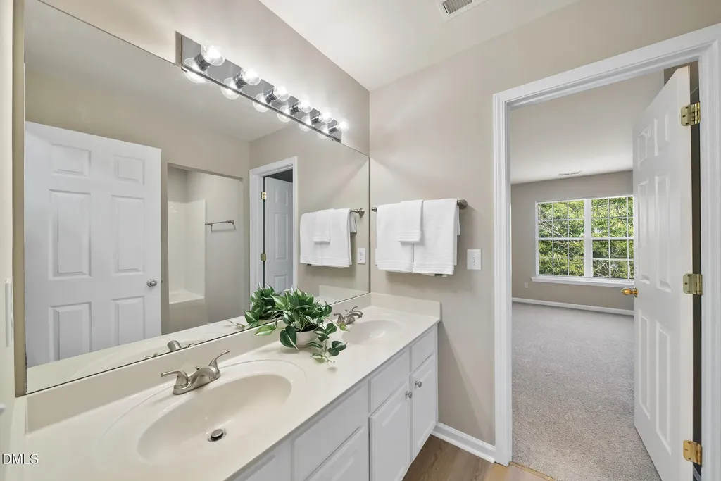 1526 Michelle Drive Raleigh NC 27614