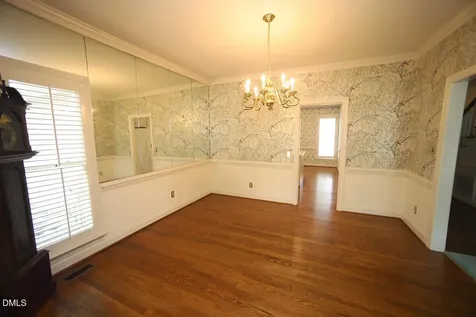 6013 Tenter Banks Square Raleigh NC 27609