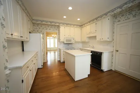 6013 Tenter Banks Square Raleigh NC 27609