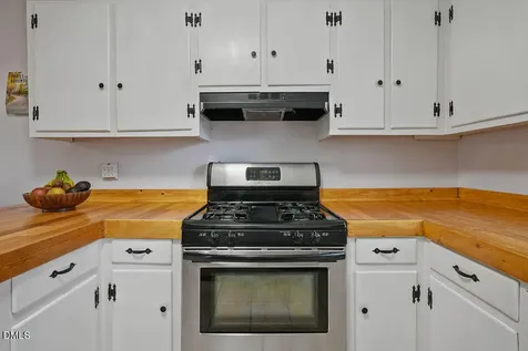 646 Pleasant Loop Fayetteville NC 28311