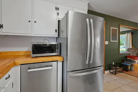 646 Pleasant Loop Fayetteville NC 28311