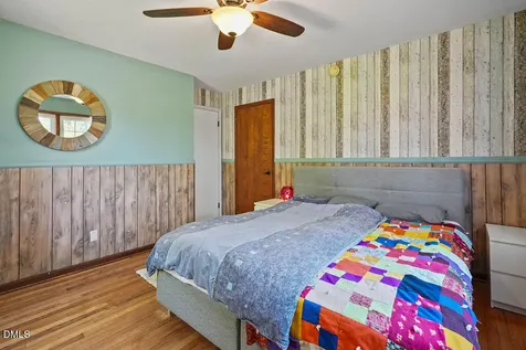 646 Pleasant Loop Fayetteville NC 28311