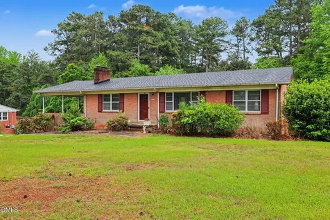 1813 Carbonton Road Sanford NC 27330