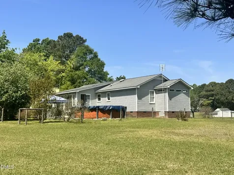 6800 Nc-96 Selma NC 27576