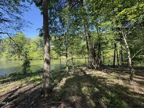 618 Crystal Cove Lane Yanceyville NC 27379
