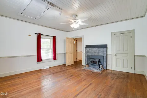 116 W West Hill Avenue S Hillsborough NC 27278