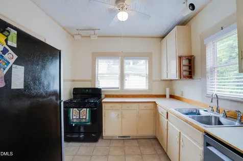 116 W West Hill Avenue S Hillsborough NC 27278