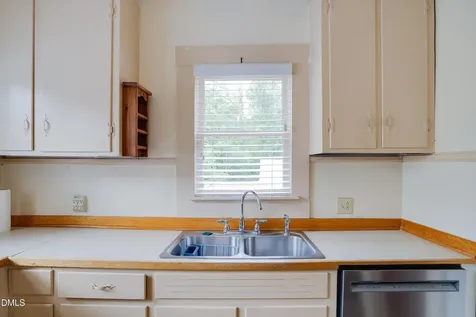 116 W West Hill Avenue S Hillsborough NC 27278