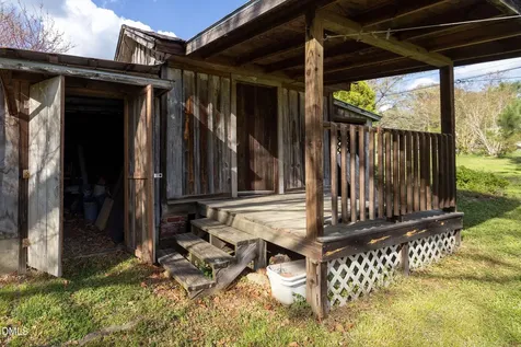 116 W West Hill Avenue S Hillsborough NC 27278