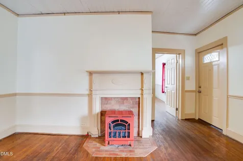 116 W West Hill Avenue S Hillsborough NC 27278