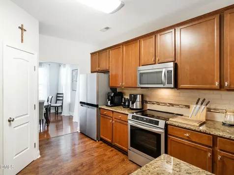 2324 Primrose Court Elon NC 27244