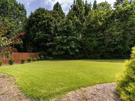 2324 Primrose Court Elon NC 27244