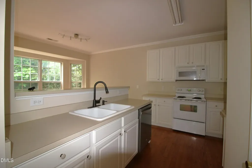 2517 Valley Haven Drive Raleigh NC 27603