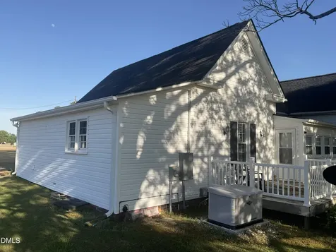 5898 Old Us Highway 421 Lillington NC 27546
