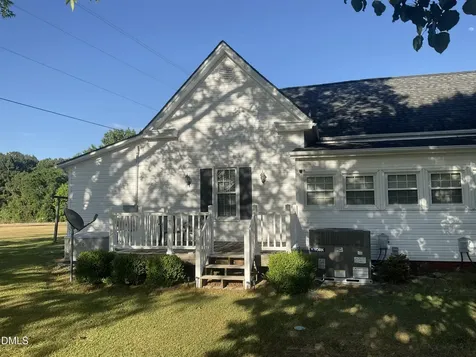 5898 Old Us Highway 421 Lillington NC 27546