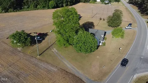 5898 Old Us Highway 421 Lillington NC 27546