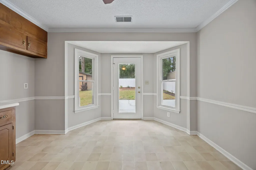 140 Rollingwood Drive Dunn NC 28334