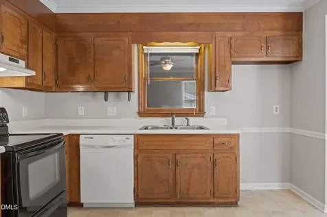 140 Rollingwood Drive Dunn NC 28334