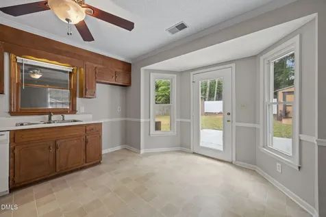 140 Rollingwood Drive Dunn NC 28334