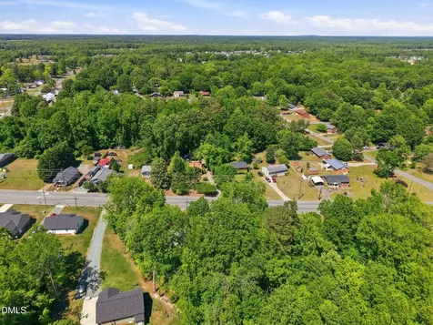 610 Burlington Avenue Gibsonville NC 27249
