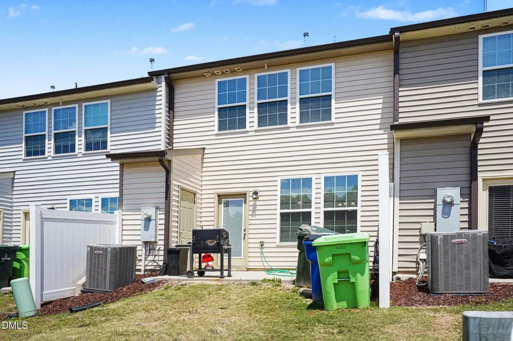 4716 Princess Lita Way Raleigh NC 27610