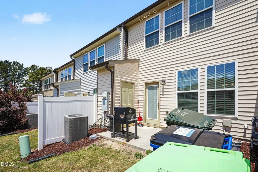 4716 Princess Lita Way Raleigh NC 27610