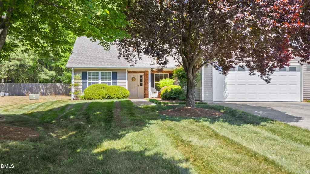 670 Huntingdon Street Elon NC 27244