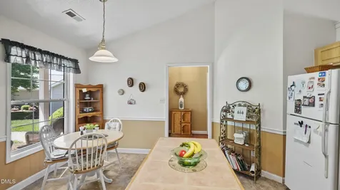670 Huntingdon Street Elon NC 27244