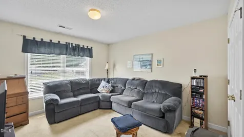 670 Huntingdon Street Elon NC 27244