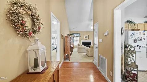 670 Huntingdon Street Elon NC 27244