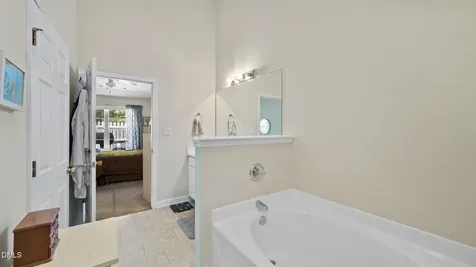 670 Huntingdon Street Elon NC 27244