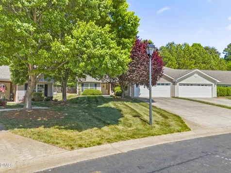 670 Huntingdon Street Elon NC 27244