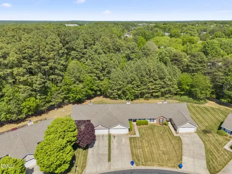 670 Huntingdon Street Elon NC 27244